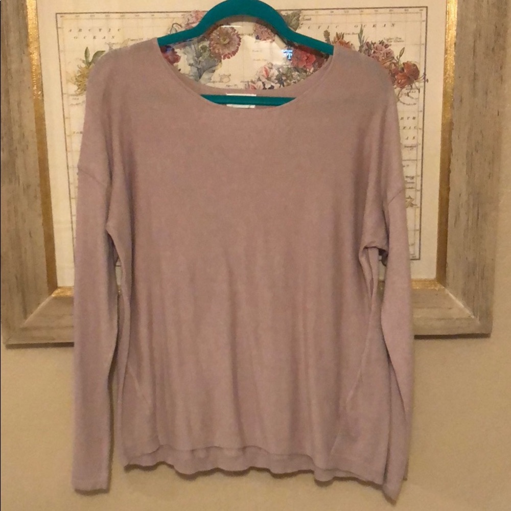 Light pink sweater